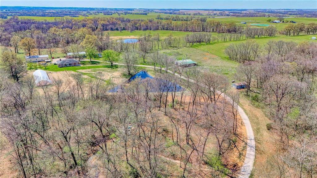 450 725 Road - Photo 1