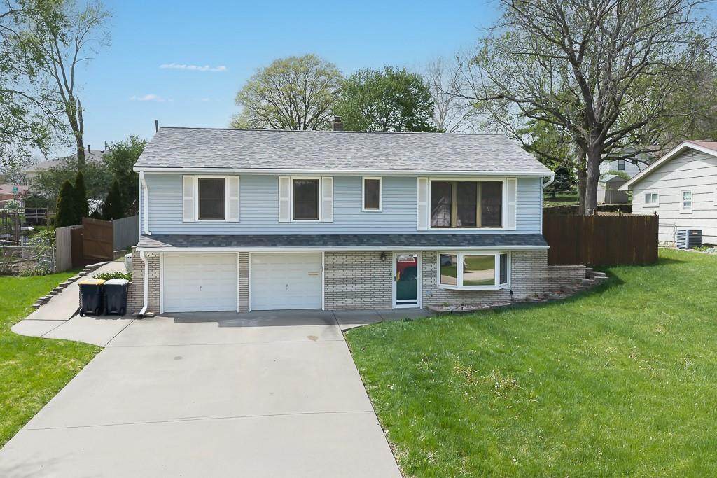 5208 Wayne Avenue - Photo 1