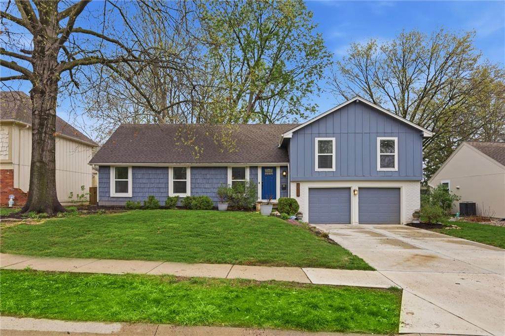 10718 102nd Street - Photo 1