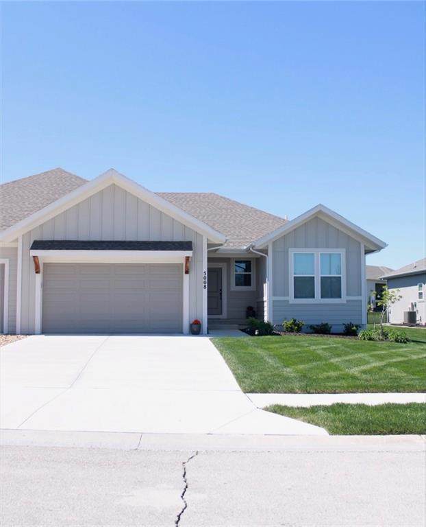 5008 145th Street - Photo 1