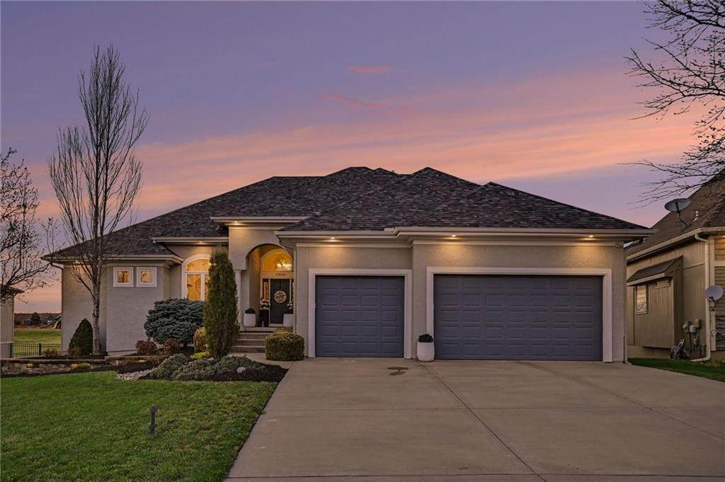 17660 128th Street - Photo 1