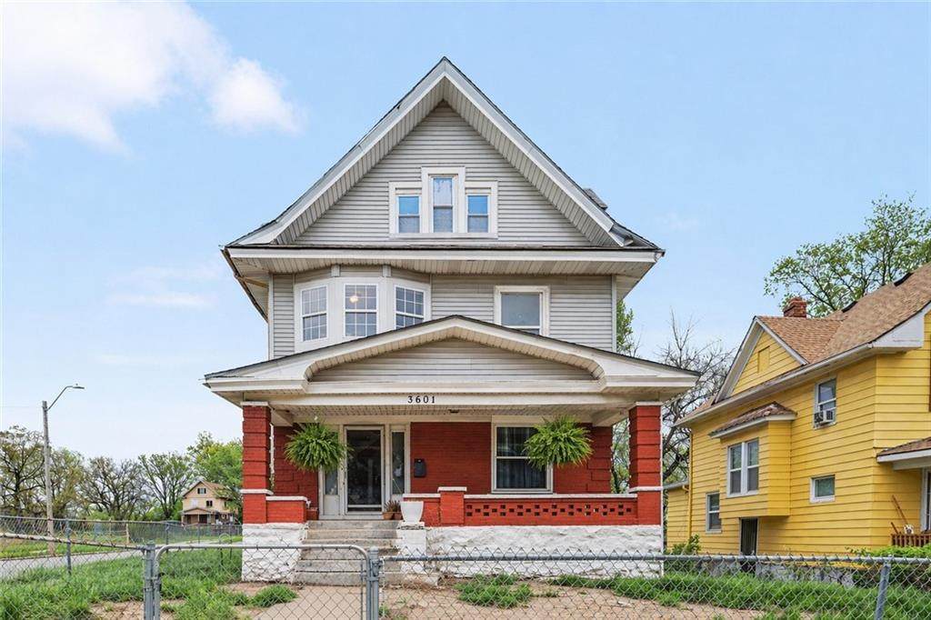3601 Park Avenue - Photo 1