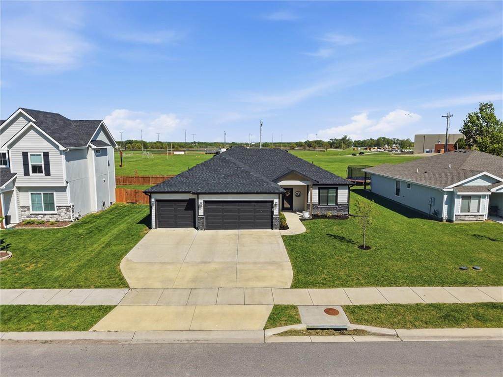 2532 Elm Street - Photo 1