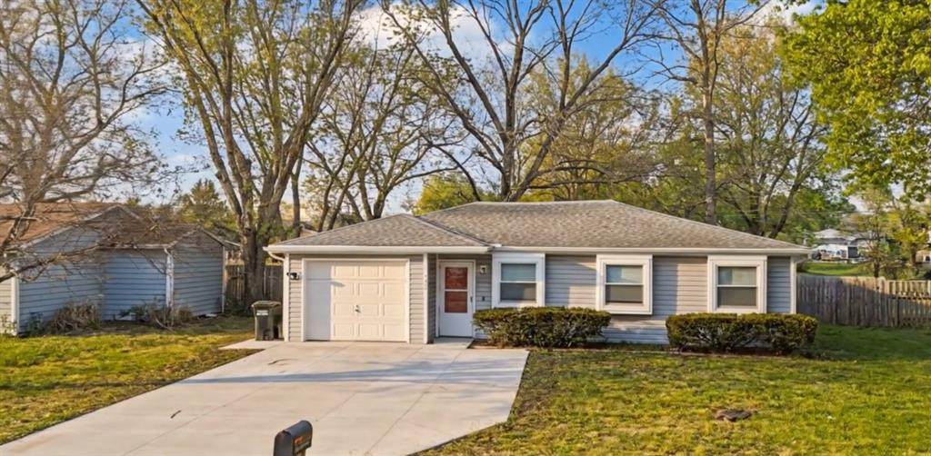 3804 Shadybrook Lane - Photo 1