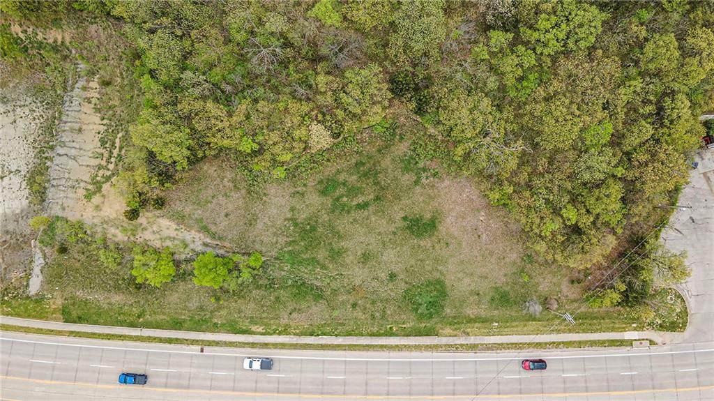  169 Highway - Photo 1