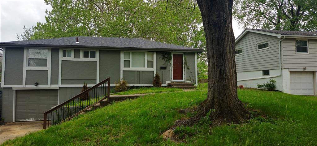7024 Pennsylvania Avenue - Photo 1