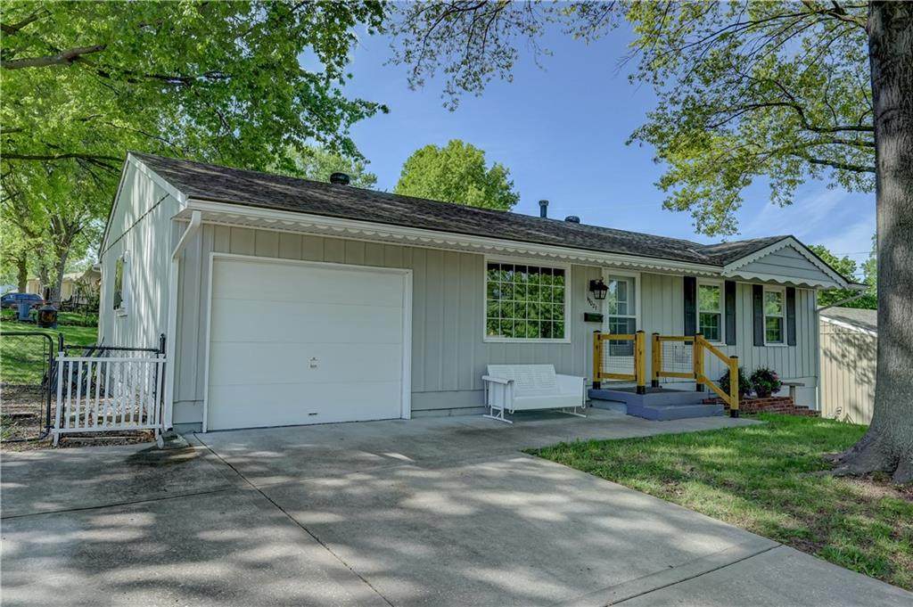 19021 Ponca Drive - Photo 1
