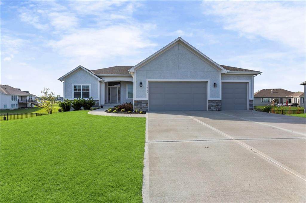 17742 Myrna Drive - Photo 1