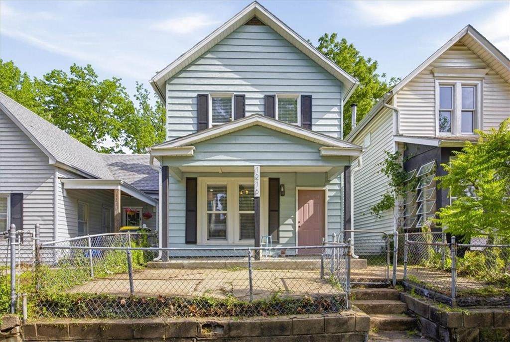1216 20th Terrace - Photo 1