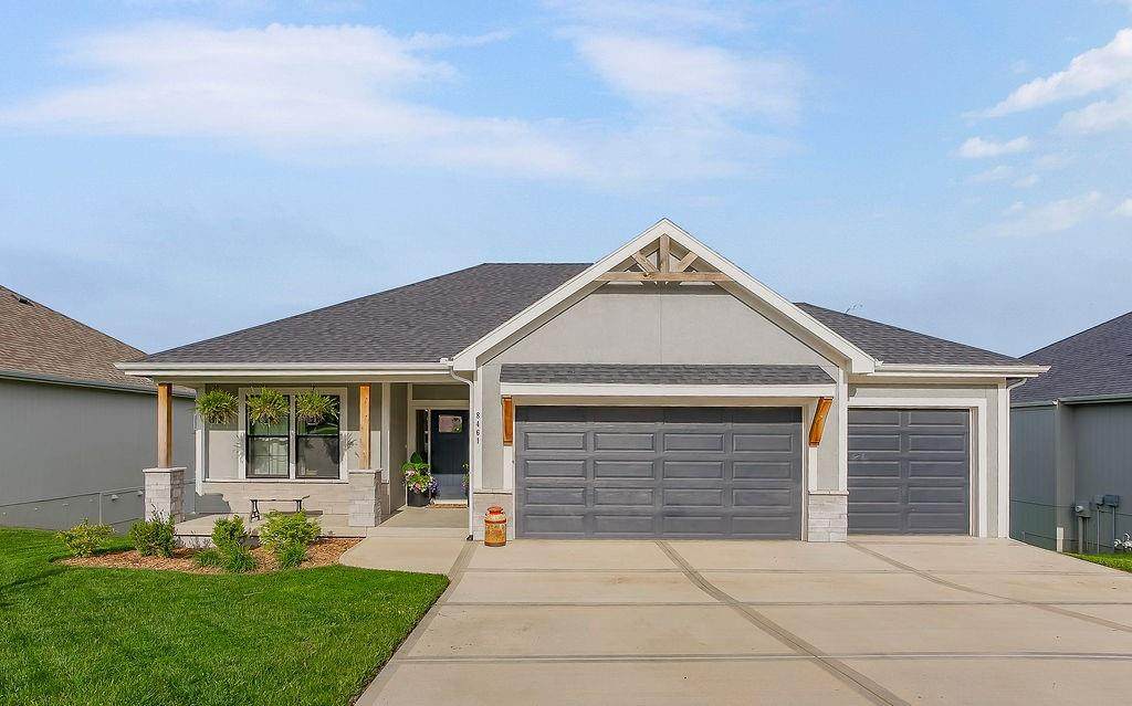 8461 Primrose Street - Photo 1