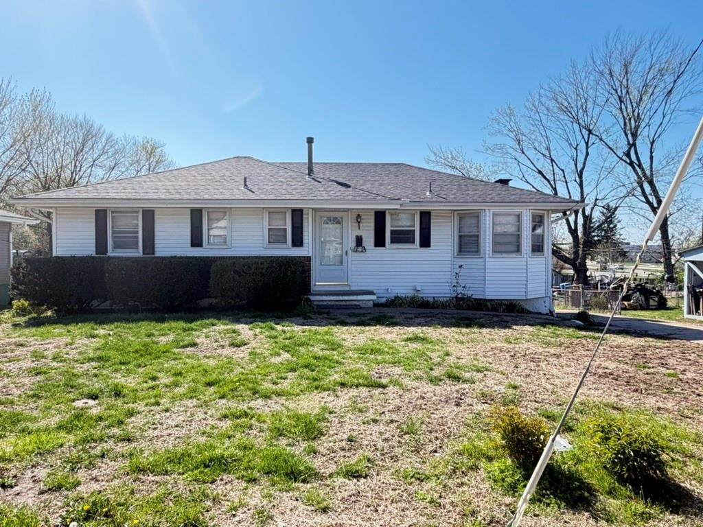 111 17th Street - Photo 1