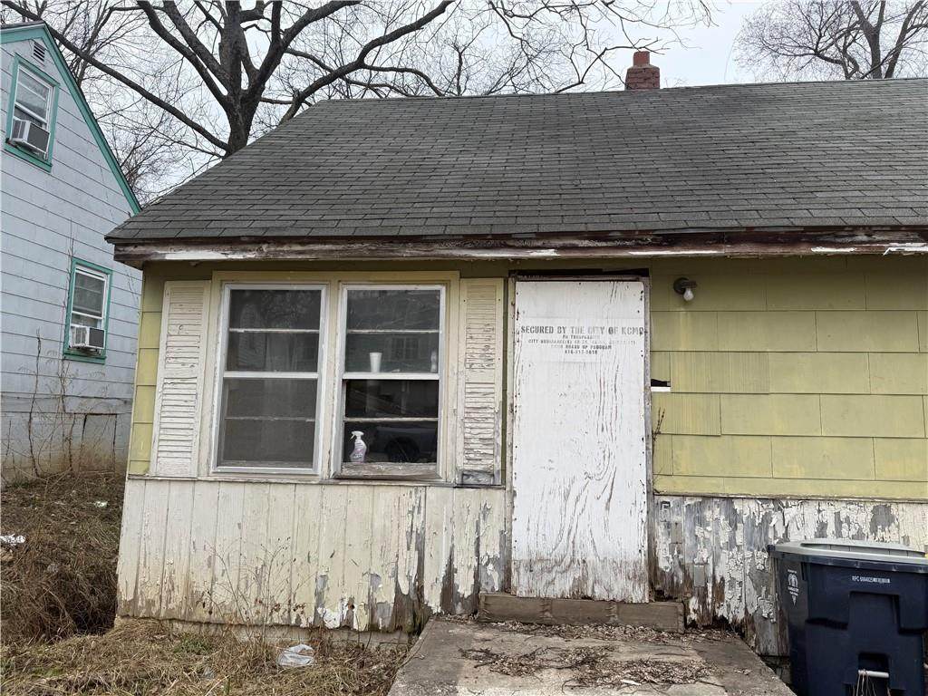 5426 Norton Avenue - Photo 1