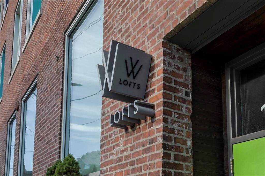 1803 Wyandotte Street - Photo 1