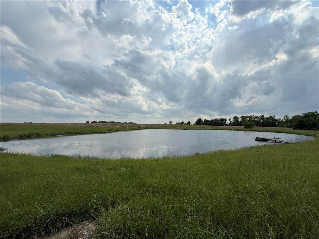 https://bt-photos.global.ssl.fastly.net/heartland/orig_boomver_1_2620785-1.jpg