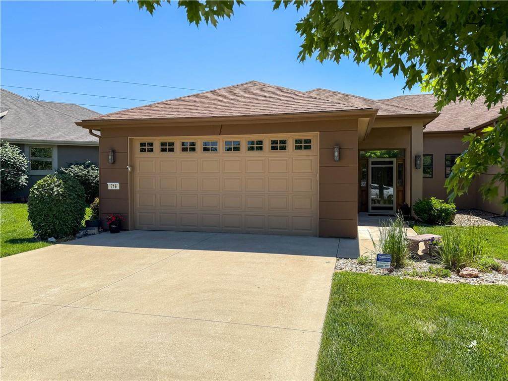716 Coving Court - Photo 1