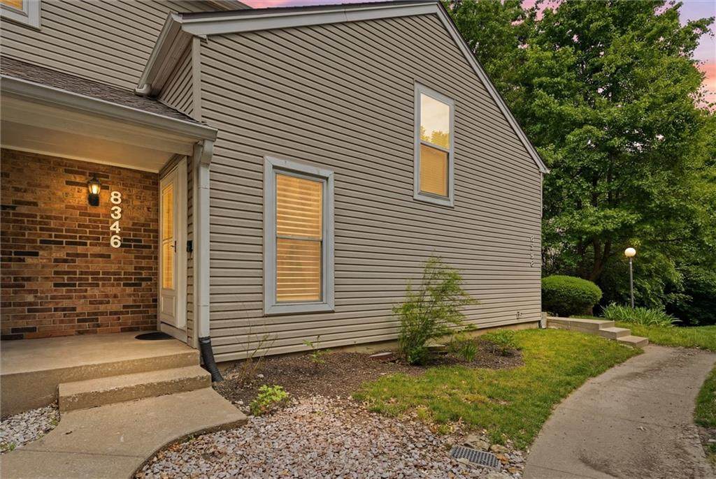 8346 Barrybrooke Drive - Photo 1