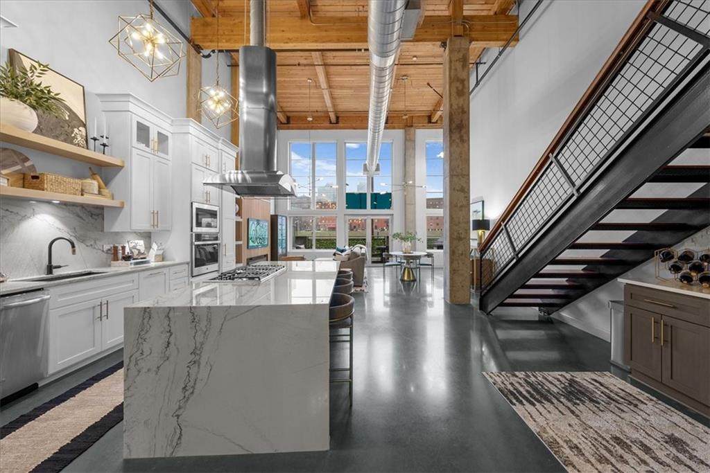 210 5th Street - Photo 1