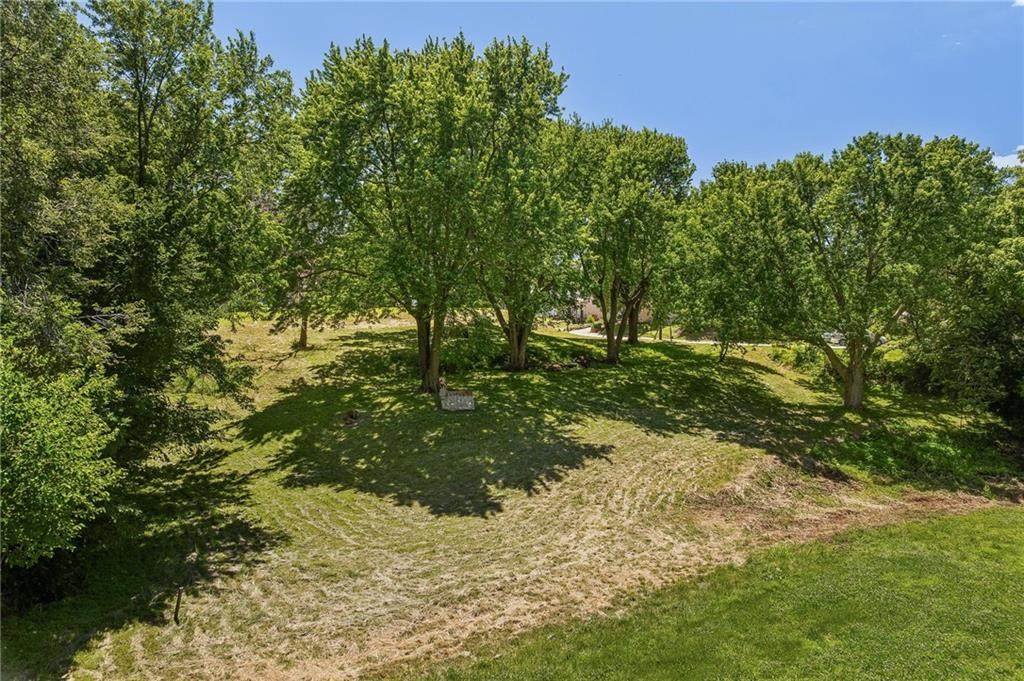 325 A Street - Photo 1