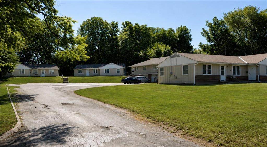 5941 Raytown Road - Photo 1