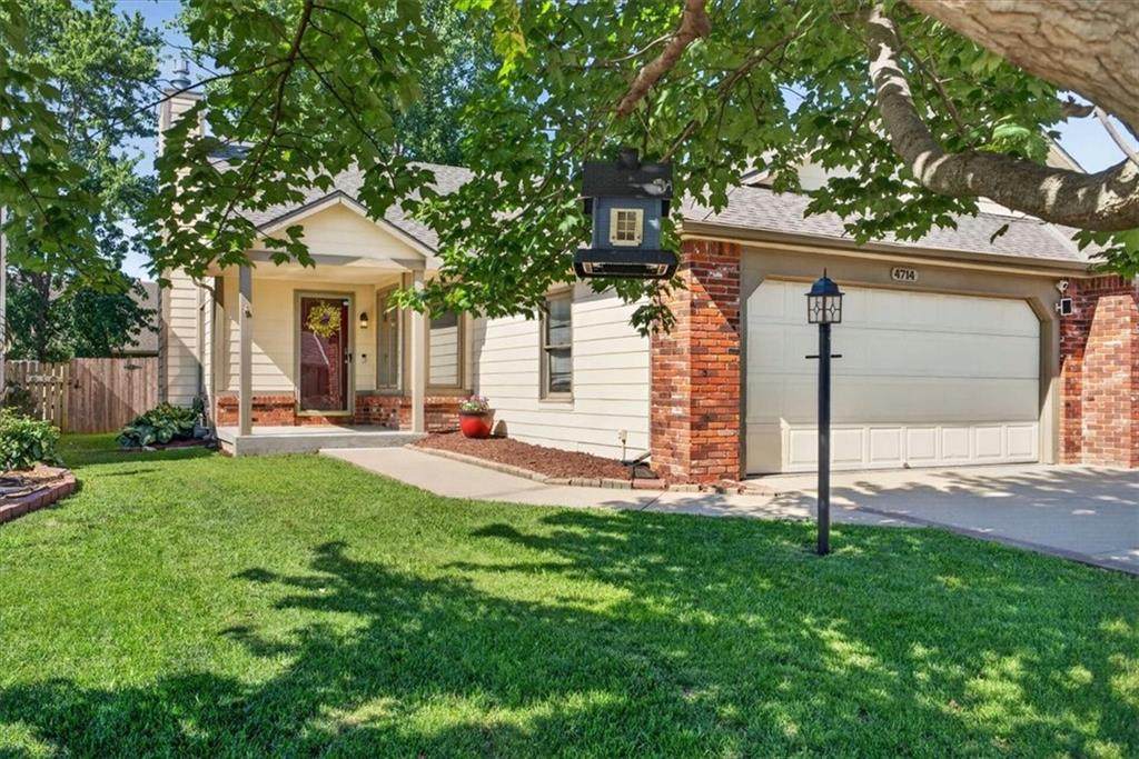 4714 Harvard Road - Photo 1