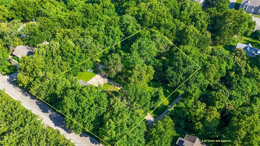 7102 55th Street - Photo 1