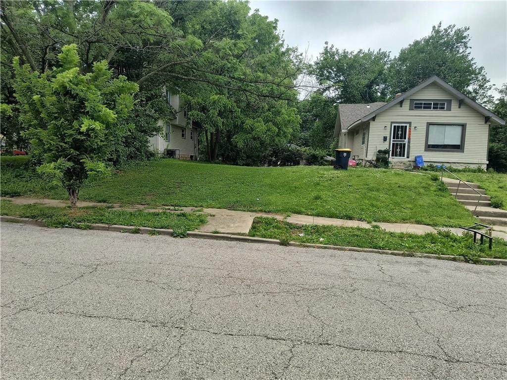 5534 Michigan Avenue - Photo 1