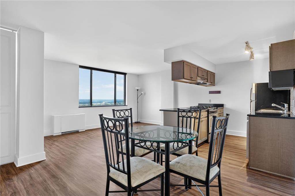 600 8th Street - Photo 1