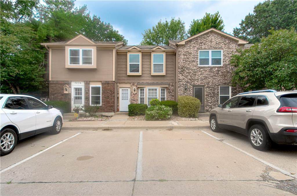 727 Liggett Road - Photo 1