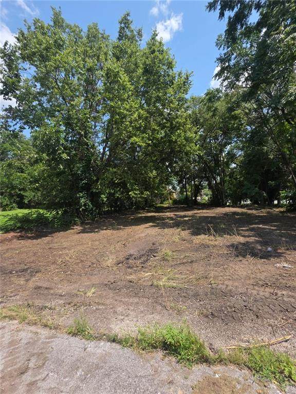 3025 Denver Avenue - Photo 1