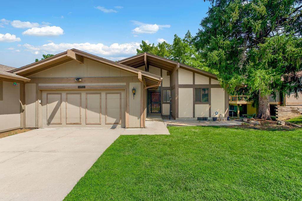 16601 133rd Street - Photo 1
