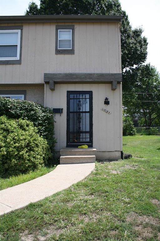11527 Richmond Avenue - Photo 1