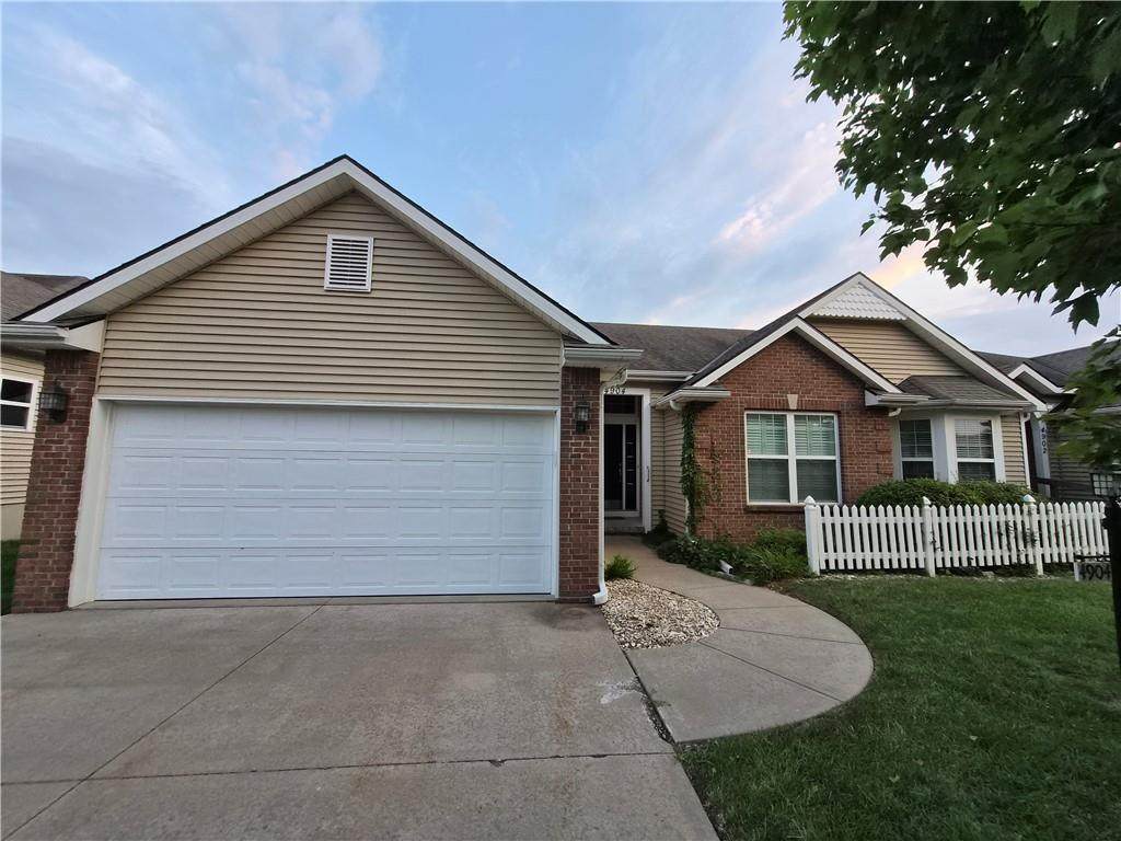 4904 Kelsey Court - Photo 1