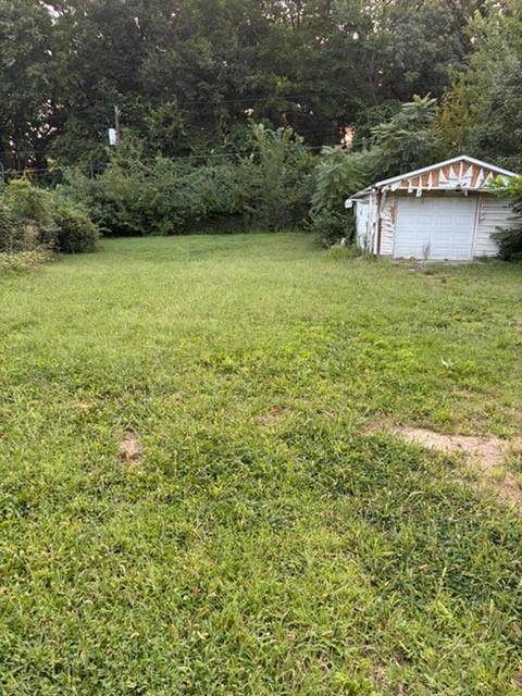 3634 Kensington Avenue - Photo 1