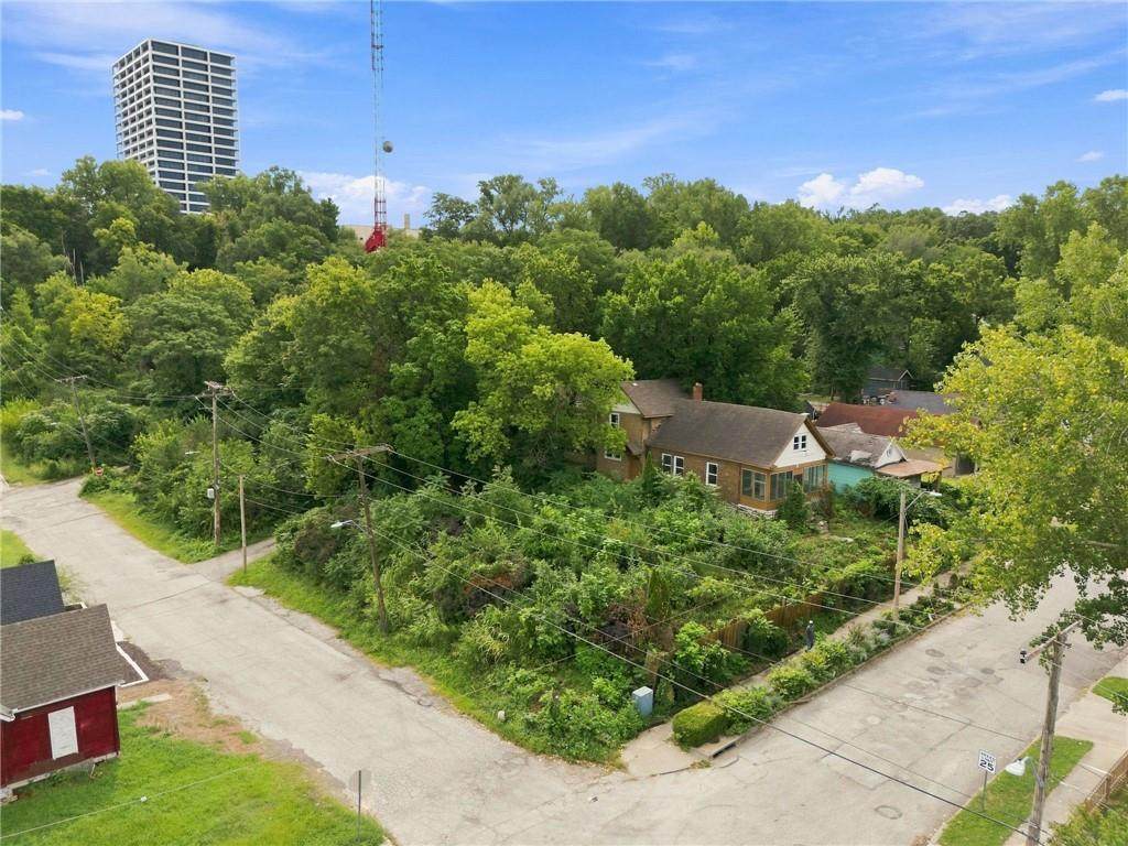 3003 Jarboe Street - Photo 1