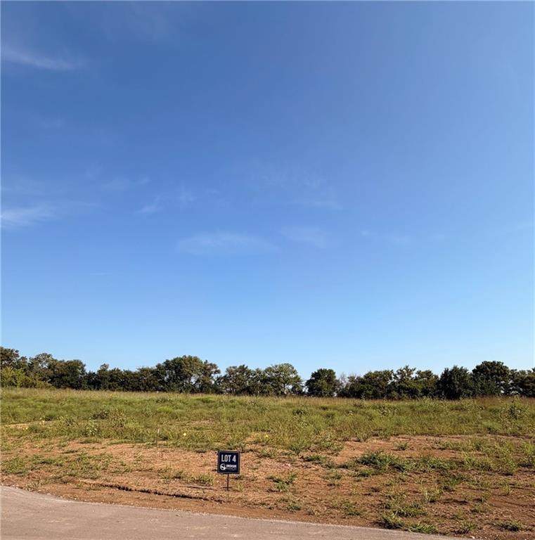 1080 Creekside Ranch Drive - Photo 1