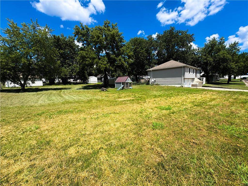 402 7th Terrace N/A - Photo 1