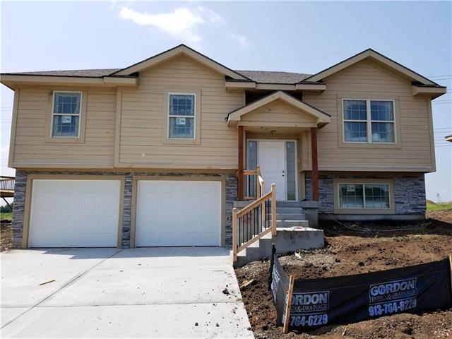 708 Samantha Lane - Photo 1