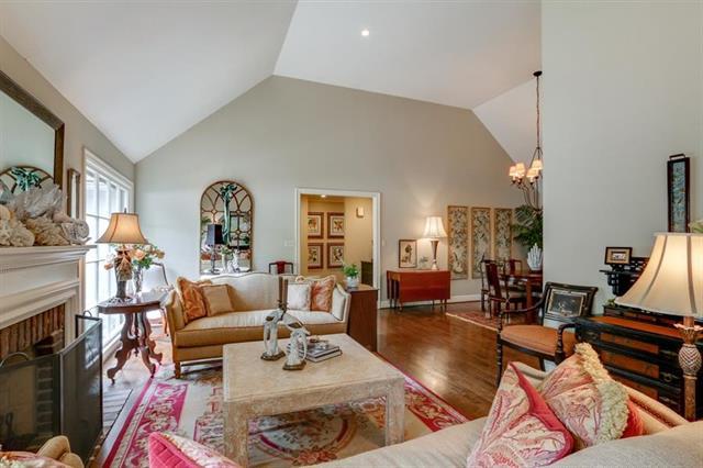 15 Coventry Court - Photo 1