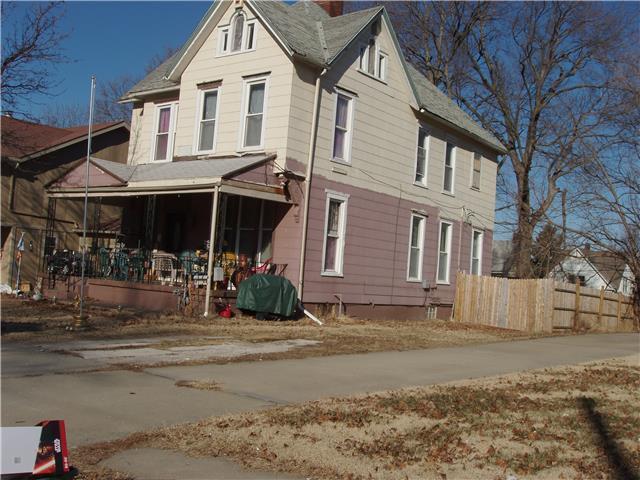 626 Oakland Avenue - Photo 1