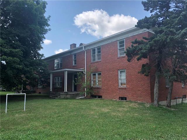 712 Olive Street - Photo 1