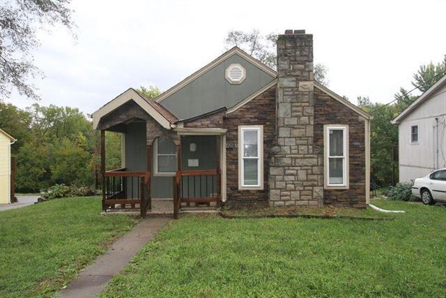 4245 Spruce Avenue - Photo 1