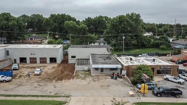 8529 Parallel Parkway - Photo 1