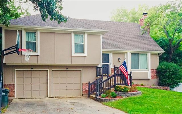 11912 49th Street - Photo 1