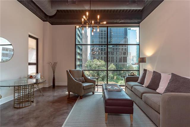 1101 Walnut Street - Photo 1