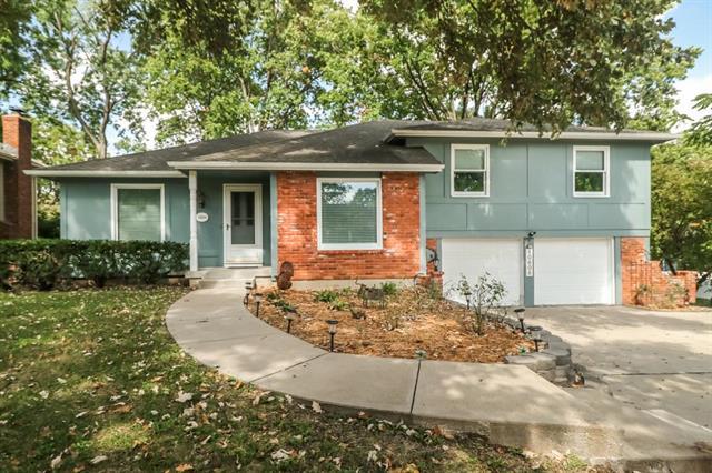 10606 102nd Street - Photo 1