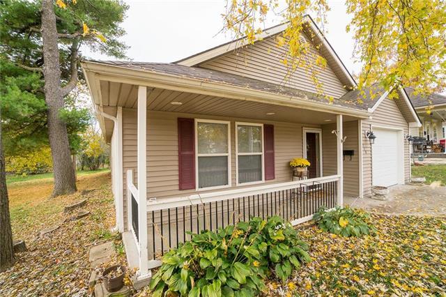 710 Dryden Street - Photo 1