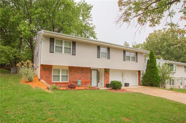5132 Smalley Avenue - Photo 1