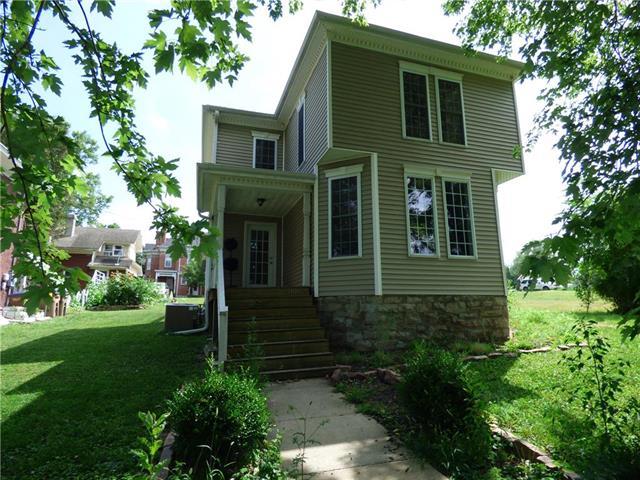 1106 Parallel Street - Photo 1