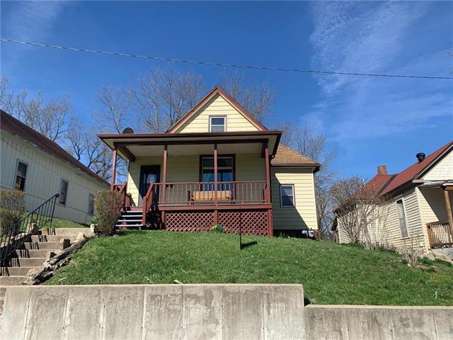 1104 South 20th Street - Photo 1