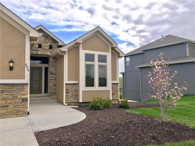 806 Canyon Lane - Photo 1